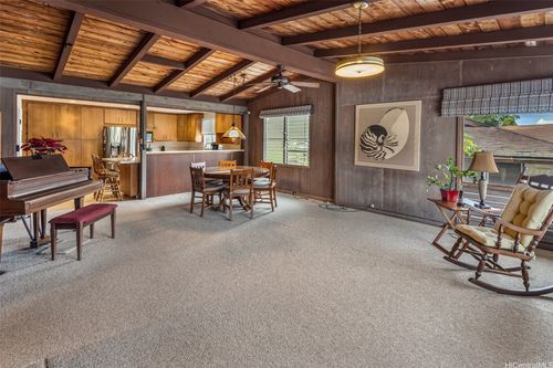 381 Puiwa Road, Honolulu, HI, 96817 | Card Image