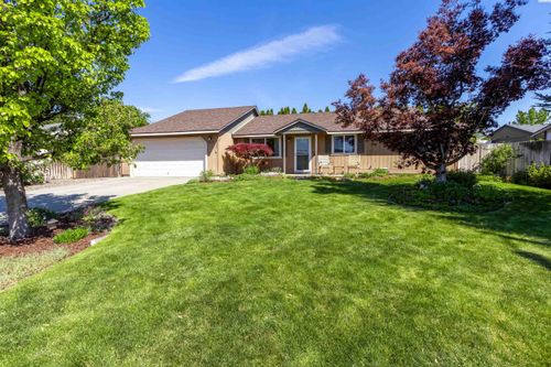 4834 Hibiscus St, West Richland, WA, 99353-6765 | Card Image