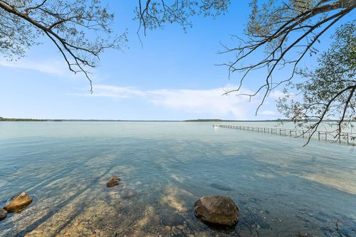 12016 Peninsula Dr, Traverse City, MI, 49686-9218 | Card Image