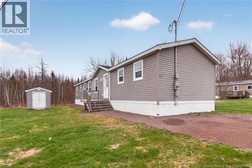 98 River Dr East, Riverview, NB, E1B4Y3 | Card Image