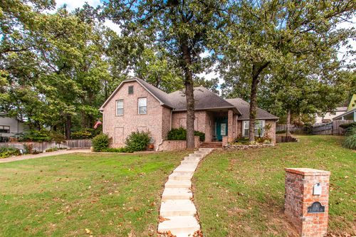 1101 Renaissance Dr, Sand Springs, OK, 74063-8968 | Card Image