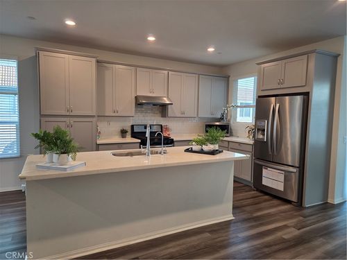 1530 W Cameron Ave, West Covina, CA, 91790-2757 | Card Image