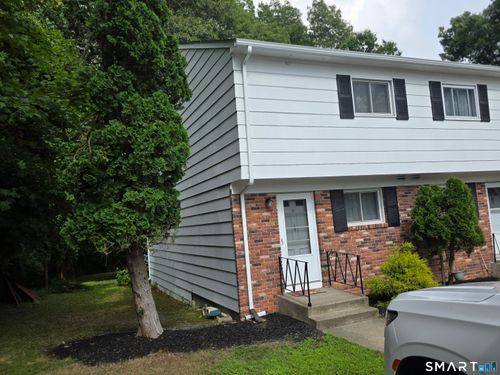 d-60 Skyline Dr, Uncasville, CT, 06382-1580 | Card Image
