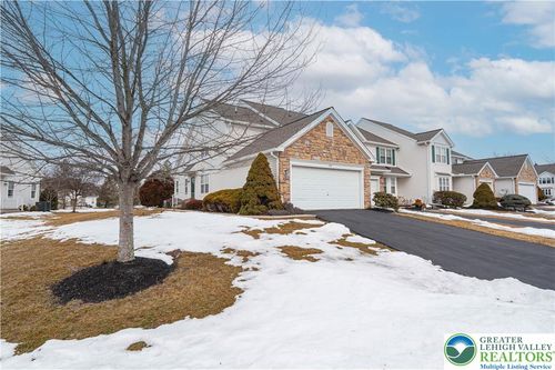 199 Park Ridge Dr, Forks Twp, PA, 18040-7965 | Card Image