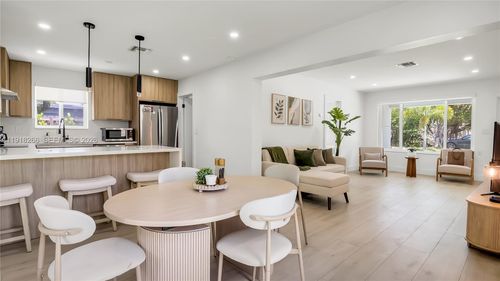 1116 N 31st Ave, Hollywood, FL, 33021-5507 | Card Image