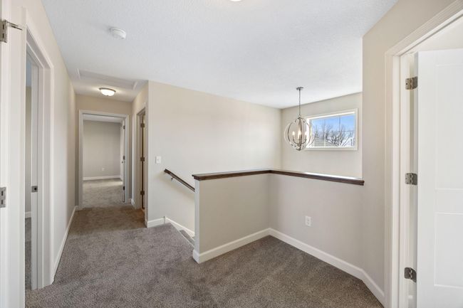 Upstairs hallway | Image 22