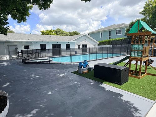 15042 Sw 149th St, Miami, FL, 33196-2362 | Card Image