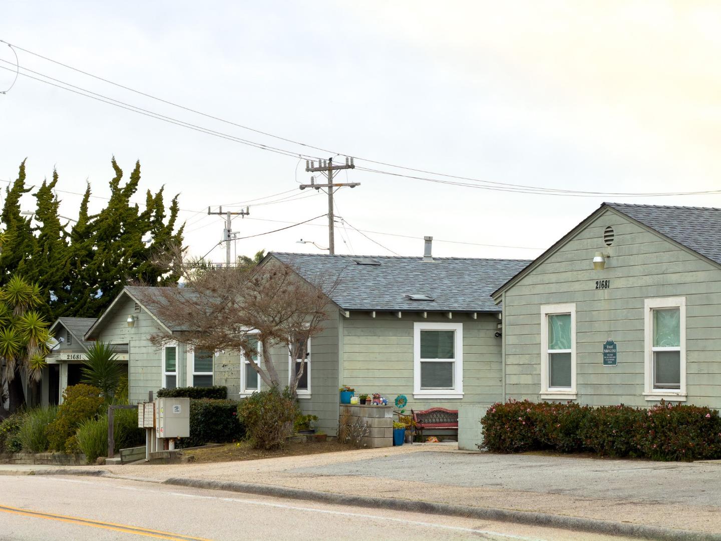 Commercial Sale in Santa Cruz 3