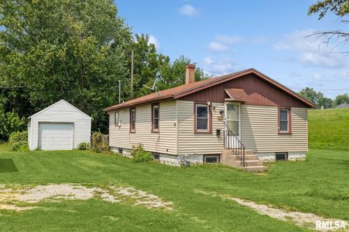 2516 Roosevelt St, Clinton, IA, 52732-2309 | Card Image