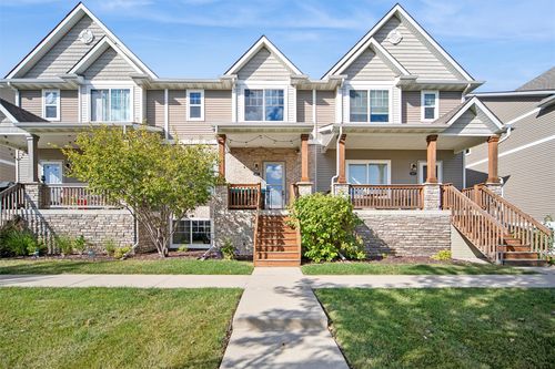 6285 Wistful Vista Dr, West Des Moines, IA, 50266-8642 | Card Image