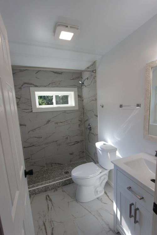 103 Atwood Ave, Rockford, IL, 61102-1310 | Card Image