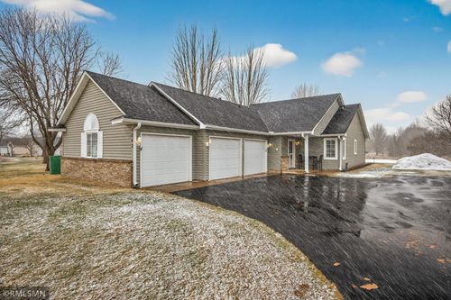 1843 Pioneer Ln, Centerville, MN, 55038-7045 | Card Image