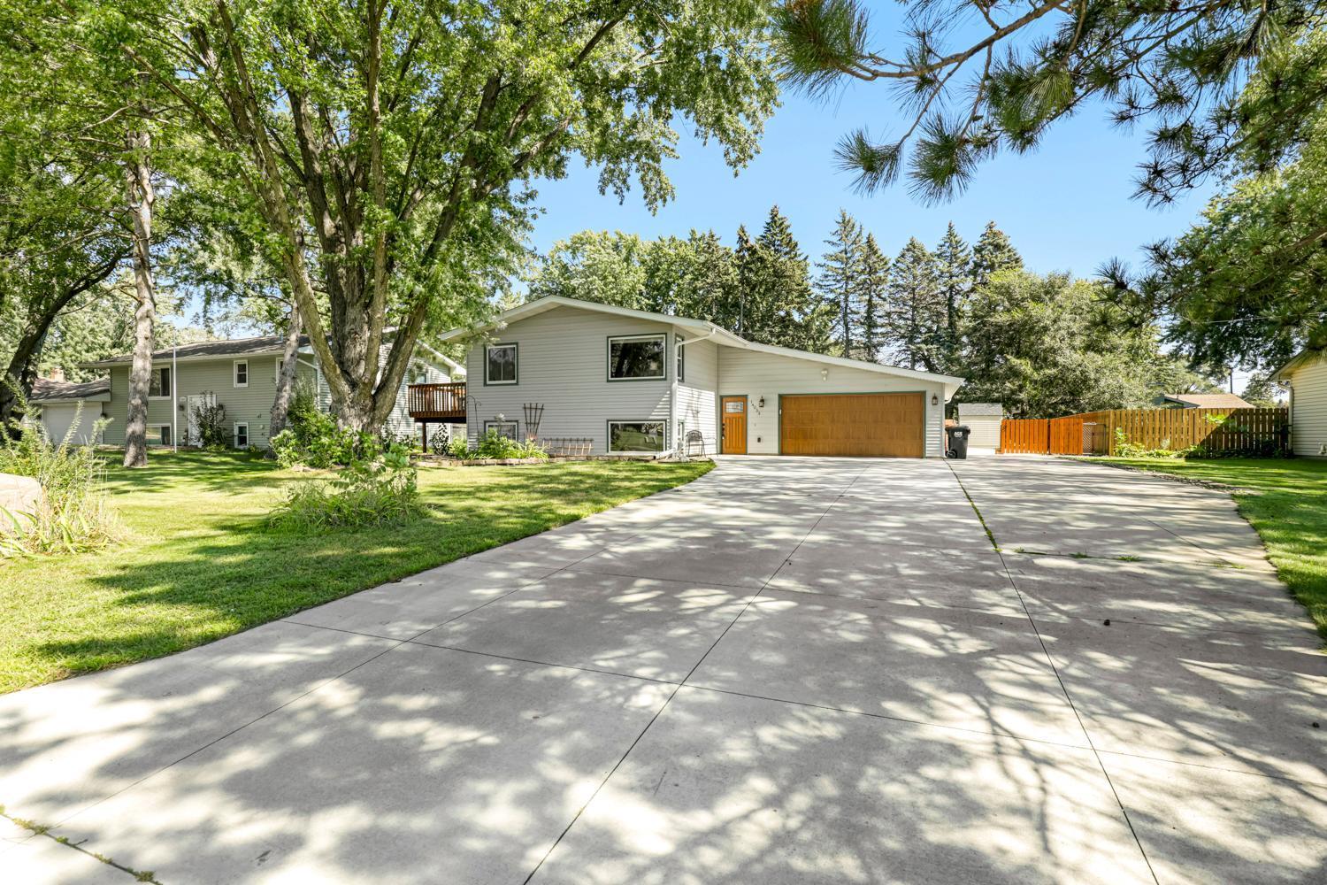 Flay Ave, Hugo, MN 55038
