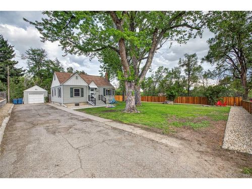 1050 Pikeview St, Lakewood, CO, 80215-4626 | Card Image