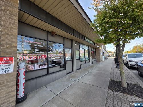 198 Market St, Elmwood Park, NJ, 07407-1421 | Card Image