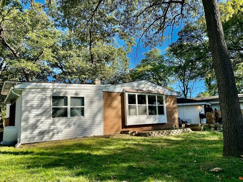 17308 Forestway Dr, East Hazel Crest, IL, 60429-1833 | Card Image