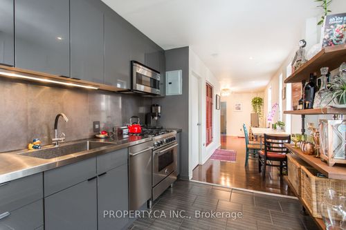 1-22 Brad St, Toronto, ON, M6P1N1 | Card Image