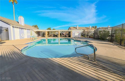unit-202-5330 Silvermist Ct, Las Vegas, NV, 89122-7393 | Card Image