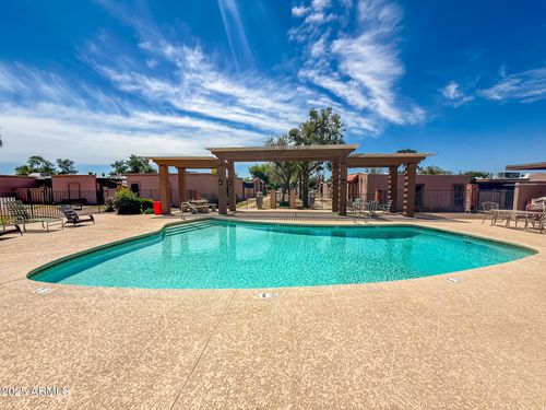 7903 N 61st Ave, Glendale, AZ, 85301-1246 | Card Image