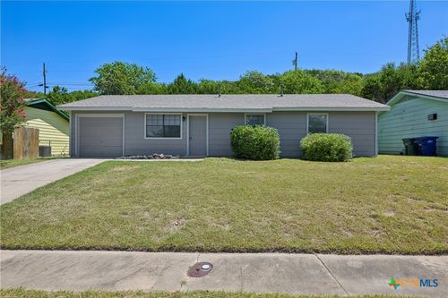 904 Traci Dr, Copperas Cove, TX, 76522-1542 | Card Image