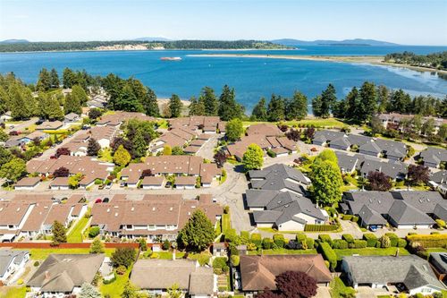 15-2600 Ferguson Rd, Saanichton, BC, V8M2C1 | Card Image