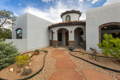 39 Twin Arrow Dr, Sandia Park, NM, 87047-8562 | Card Image