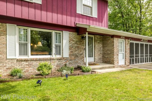 4732 Lorwood Dr, Kimball, MI, 48074-1528 | Card Image