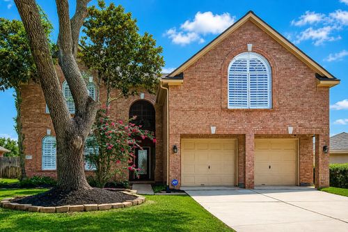 827 Annies Way, Sugar Land, TX, 77479-5187 | Card Image