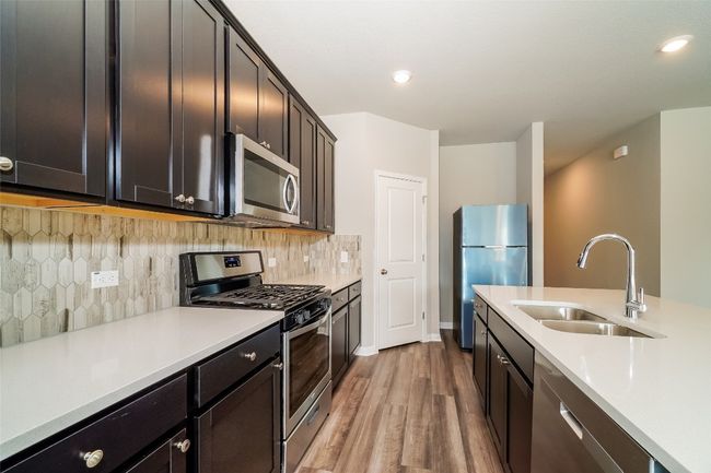 405 Osier Pass, House other with 4 bedrooms, 2 bathrooms and null parking in Hutto TX | Image 7