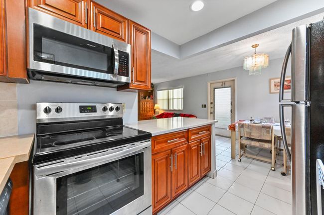 104 Saxony C, Condo with 2 bedrooms, 2 bathrooms and null parking in Delray Beach FL | Image 12