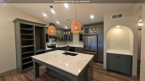 905 5th Ave Sw, Spencer, IA, 51301-5627 | Card Image