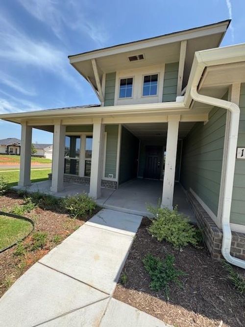 17716 Knox Farm Rd, Edmond, OK, 73012-4199 | Card Image