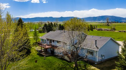 36 Whitetail Ln, Sheridan, WY, 82801-8626 | Card Image