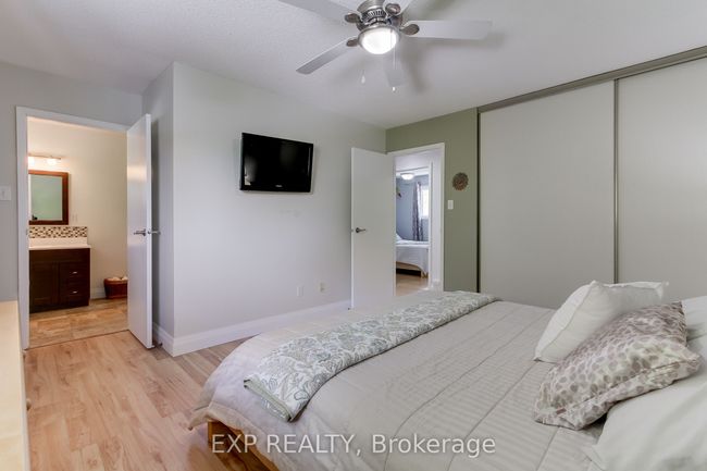 267 Cedarholme Ave, House other with 3 bedrooms, 3 bathrooms and 4 parking in Keswick ON | Image 13
