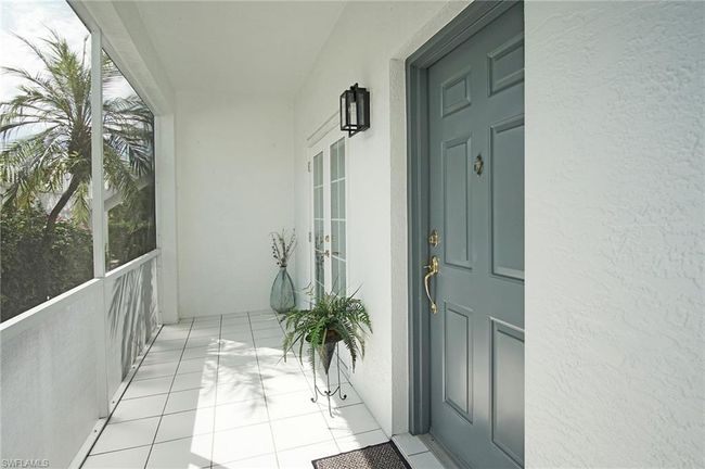 APT-105 - 853 Tanbark Dr, Condo with 2 bedrooms, 2 bathrooms and 1 parking in NAPLES FL | Image 4