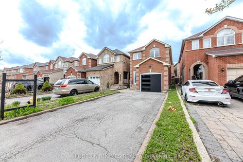 44 Brando Ave, Markham, ON, L3S4K9 | Card Image