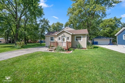 403 8th St, Mazon, IL, 60444-3610 | Card Image