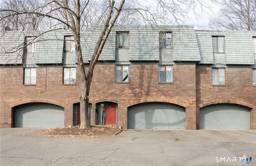 59-59 Trolley Crossing Ln, Middletown, CT, 06457-5843 | Card Image