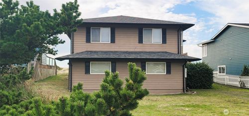 32805 G St, Ocean Park, WA, 98640-5452 | Card Image