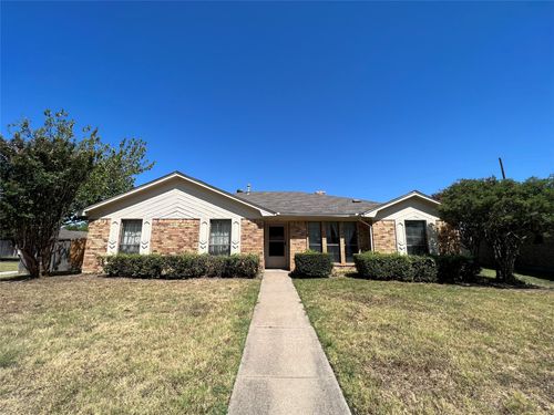 1501 Willow Crest Dr, Richardson, TX, 75081-3042 | Card Image