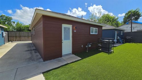 3733 Seabrook Street, Houston, TX, 77021 | Card Image
