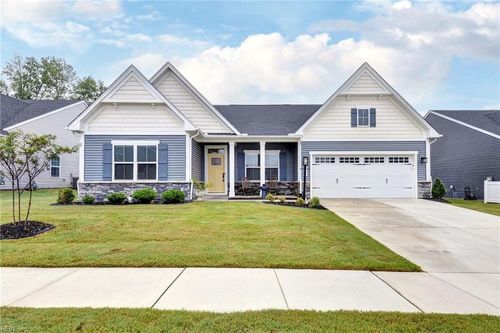 7947 Winter Fog Dr, New Kent, VA, 23124-3054 | Card Image