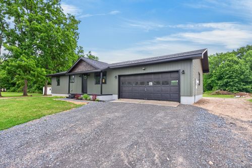 11 Mcdermott Rd, Mechanicville, NY, 12118-2919 | Card Image