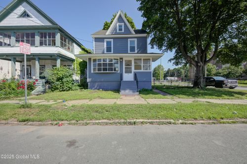 801 Holland Rd, Schenectady, NY, 12303-1117 | Card Image