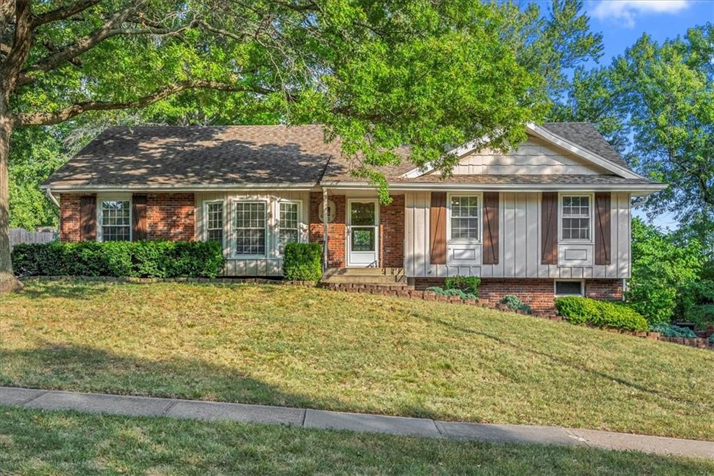 Birch Ln, Kansas City, MO 64151