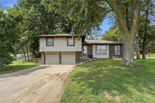 1766 N 64th Ter, Kansas City, KS, 66102-1068 | Card Image