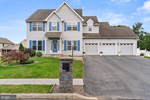128 S Thistledown Dr, PALMYRA, PA, 17078-9023 | Card Image
