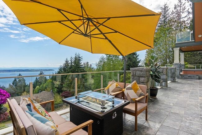 2450 Halston Court, House other with 4 bedrooms, 5 bathrooms and 6 parking in West Vancouver BC | Image 3