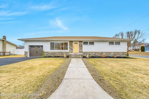 600 Center St, Duryea, PA, 18642-2006 | Card Image