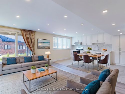 bsmnt-202 Danny Wheeler Blvd, Keswick, ON, L4P0J7 | Card Image